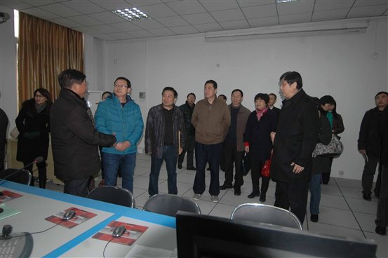 G:网站资料照片领导照片4年12月9日河南医专考察DSC_5503 拷贝.jpg